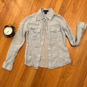 Banana Republic 100% Linen Button-up Shirt